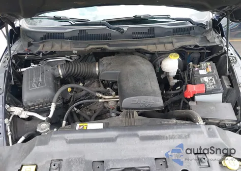 2018 Ram 1500 Big Horn 4X4 6'4 Box z USA, uszkodzony, nr VIN 1C6RR7GG1JS279724